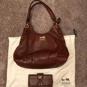 Coach shoulder bag with matching wallet